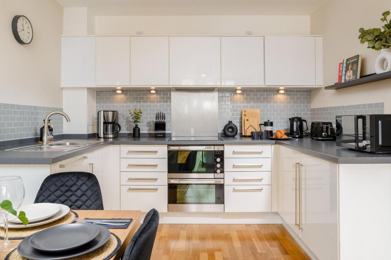 Premium Apartment - Allocated Parking - Great Location Plymouth Zewnętrze zdjęcie